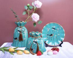 Bộ 3 bình hoa hút tài lộc gốm sứ cao cấp dùng để trang...